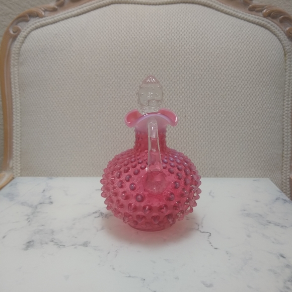 Fenton Cranberry Opalescent Hobnail Cruet With Stopper - Picture 5 of 10